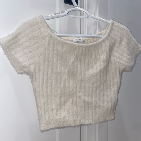 Topshop fluffy knitted crop top in cream - Picture 1 of 2